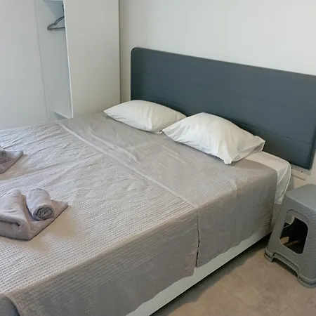 Bluejsuite Inn