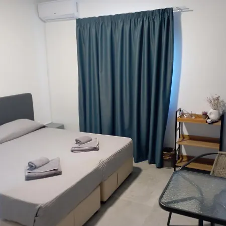 Center بيت ريفي أيا نابا